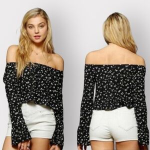 NIÑAS By Stone Cold Fox Black Floral Off Shoulder Crop Top (Sz S)